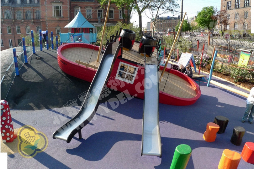 四川戶外兒童非標定制游樂設備